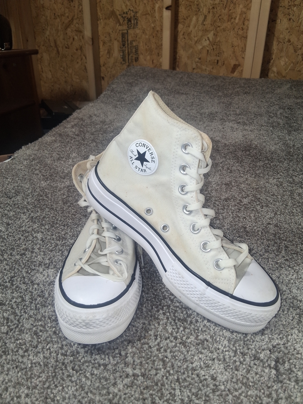 Converse Chuck Taylor Lift Platform High Top Cream Off White Shoes Women’s 6